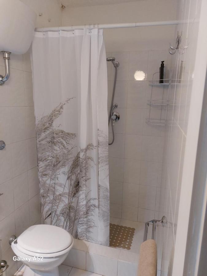 Appartement Al Lago Nel Verde à Piediluco Extérieur photo