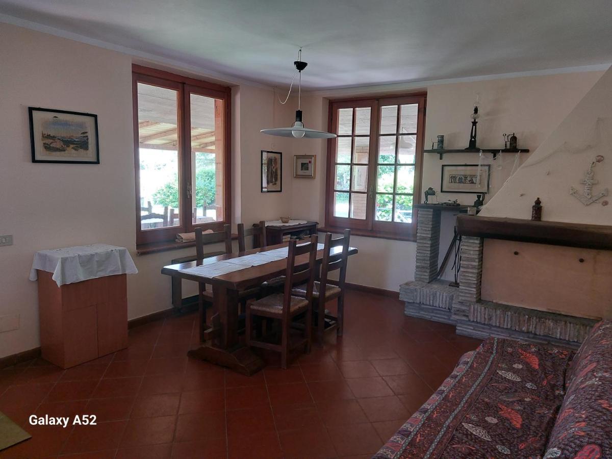 Appartement Al Lago Nel Verde à Piediluco Extérieur photo